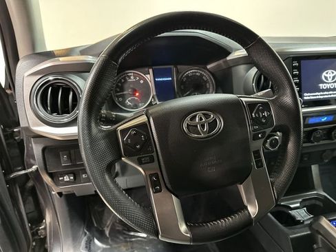 Used 2021 Toyota Tacoma 4x4 Double Cab image 13