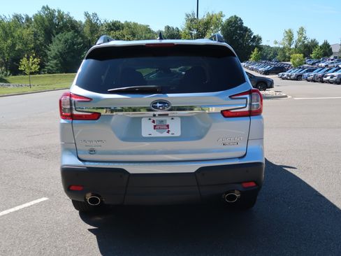 Used 2024 Subaru Ascent Touring w/ Popular Package #2 AWD/4WD image 7