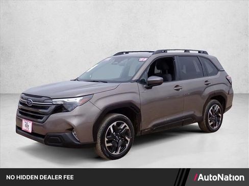 Used 2025 Subaru Forester Premium AWD/4WD image 1