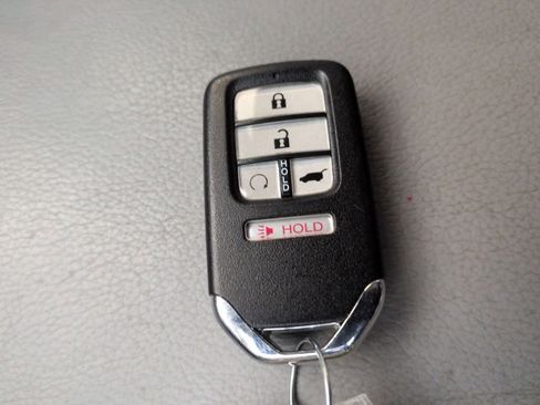 Used 2020 Honda Pilot Touring image 38