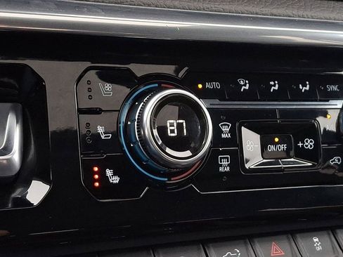 Used 2023 GMC Sierra 1500 Denali image 24