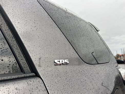 Used 2017 Toyota 4Runner SR5 image 5