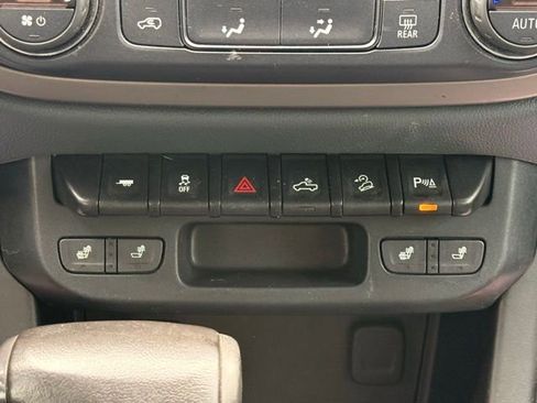 Used 2019 Chevrolet Colorado Z71 image 29