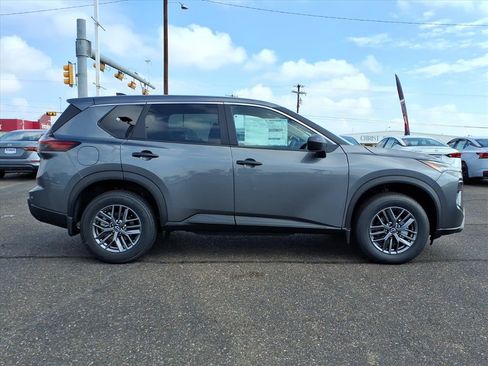 New 2026 Nissan Rogue S image 8