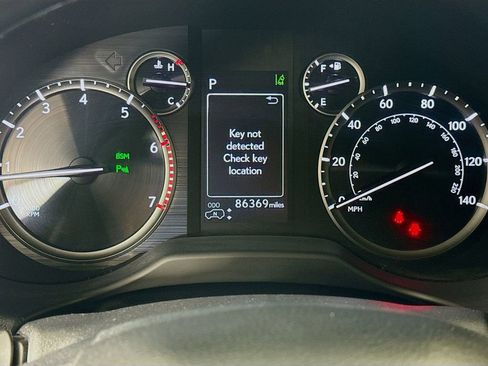 Used 2020 Lexus GX 460 Luxury image 12