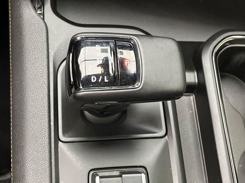 Used 2024 GMC Sierra 1500 AT4 w/ Technology Package AWD/4WD image 27