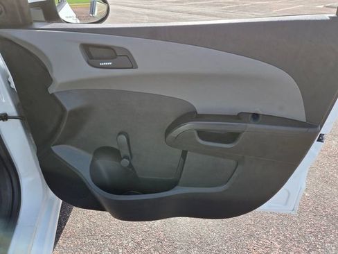 Used 2015 Chevrolet Sonic LS FWD image 31
