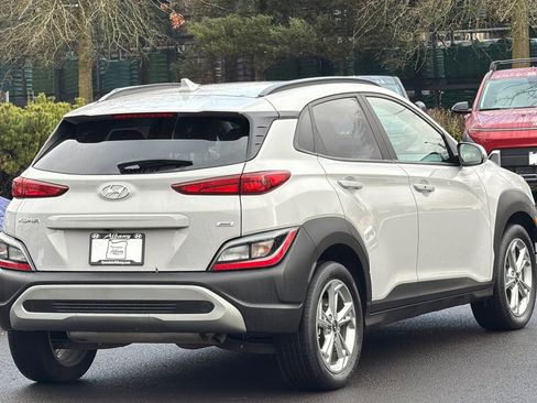 Used 2023 Hyundai Kona SEL w/ Cargo Package image 4