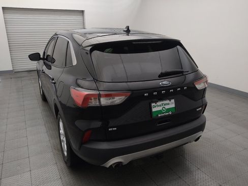 Used 2020 Ford Escape SE FWD image 6