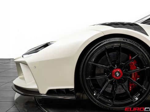 Used 2021 Ferrari F8 Tributo RWD image 19