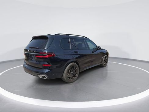 Used 2023 BMW X7 xDrive40i w/ M Sport Package AWD/4WD image 11