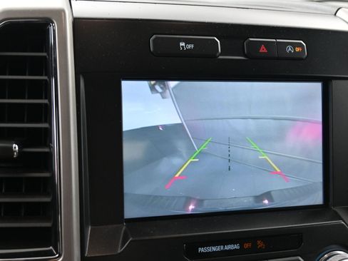 Used 2017 Ford F150 Lariat w/ Equipment Group 502A Luxury image 13