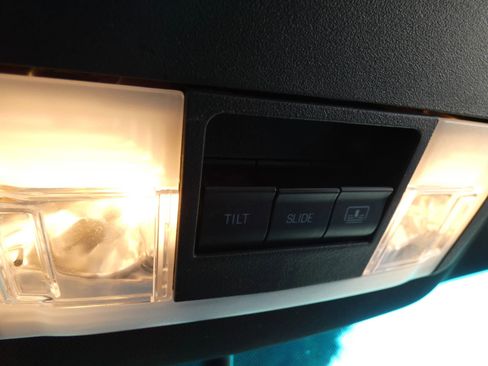 Used 2017 Ford Explorer XLT w/ Equipment Group 202A image 64