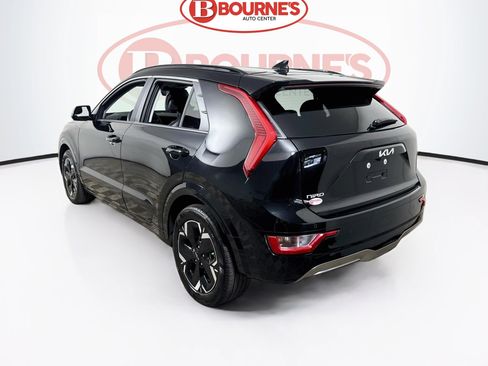 Used 2023 Kia Niro Wind w/ Wind Preserve Package FWD image 8