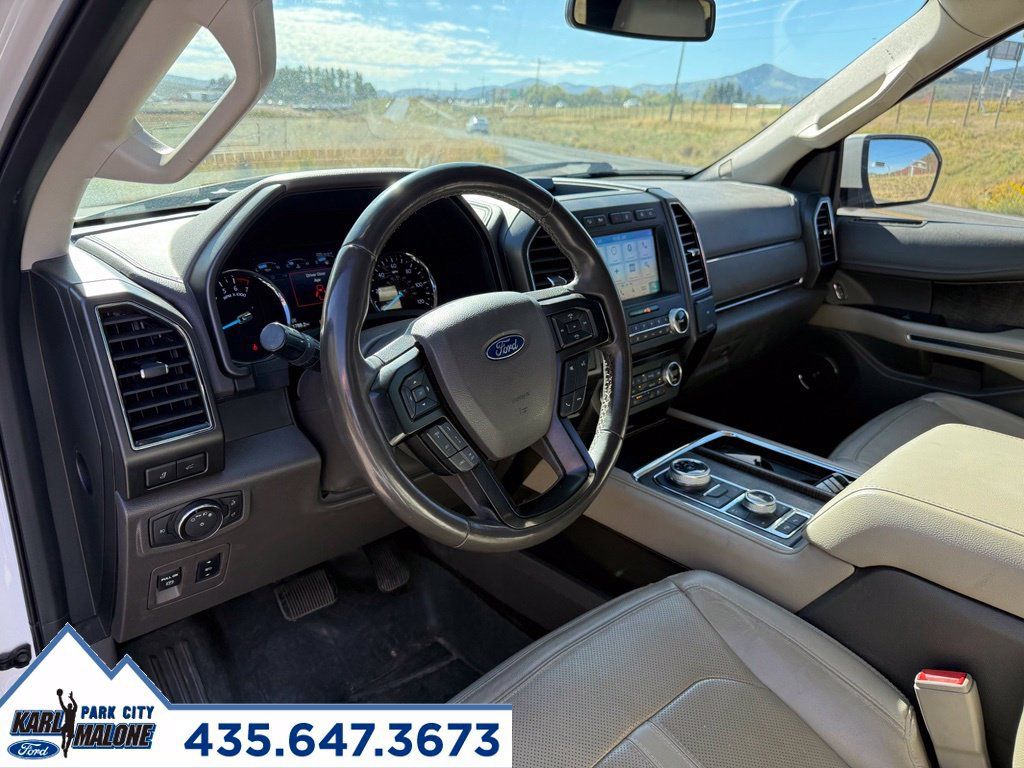 Used 2018 Ford Expedition Limited w/ Equipment Group 302A AWD/4WD image 15