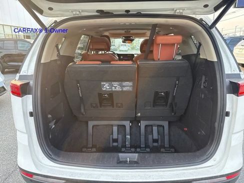 Used 2024 Kia Carnival SX Prestige FWD image 10