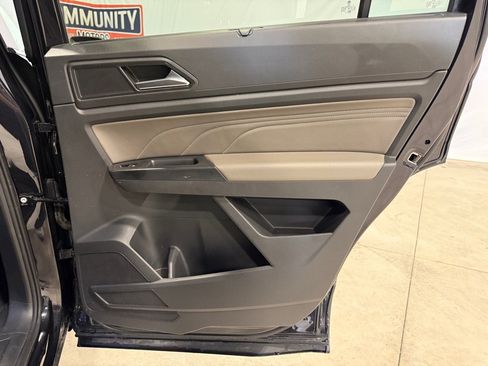 Used 2021 Volkswagen Atlas SE image 27