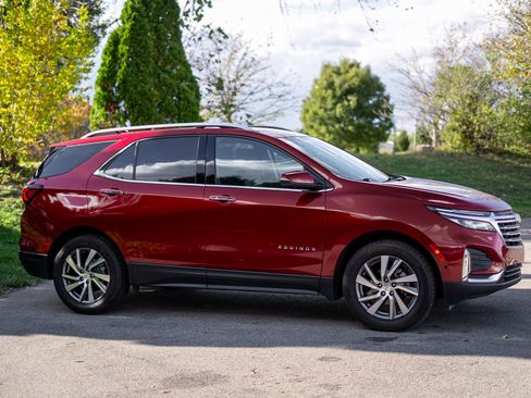Used 2022 Chevrolet Equinox Premier image 4