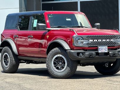 New 2026 Ford Bronco Badlands w/ Sasquatch Package