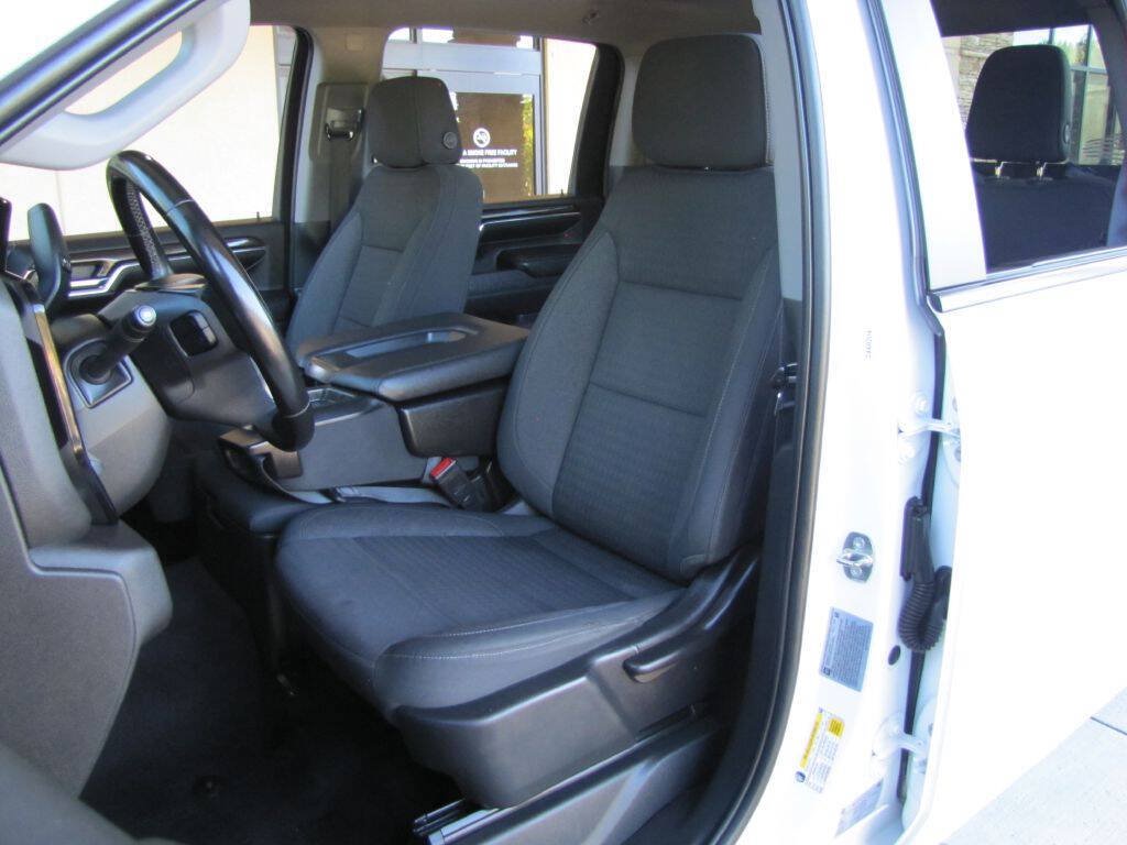 Used 2024 Chevrolet Silverado 2500 LT AWD/4WD image 21