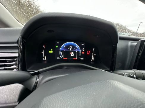 New 2026 Toyota Camry Hybrid image 12