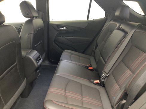 Used 2022 Chevrolet Equinox RS FWD image 18
