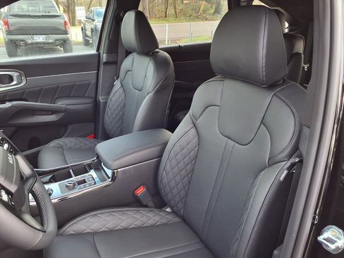 New 2026 Kia Sorento SX Prestige AWD/4WD image 13