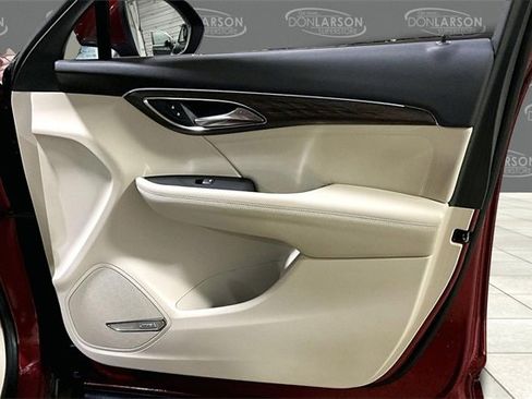 Certified 2022 Buick Envision Avenir w/ Technology Package II image 12