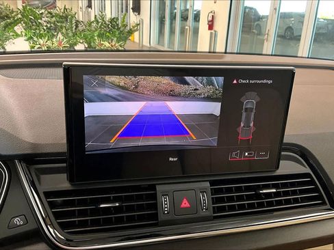 Certified 2023 Audi Q5 2.0T Premium w/ Convenience Package image 29