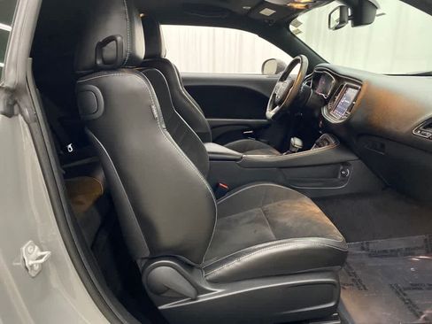 Used 2019 Dodge Challenger SRT Hellcat Redeye RWD image 23