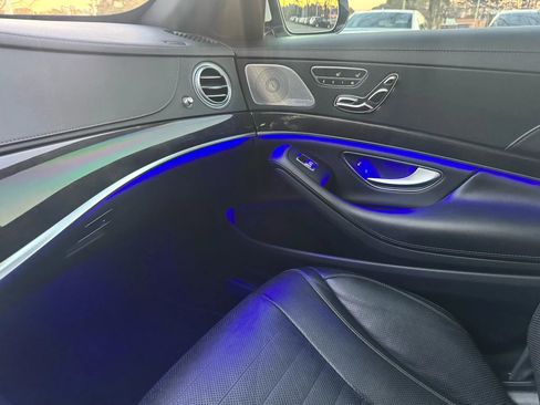 Used 2020 Mercedes-Benz S 560 Sedan w/ AMG Line Exterior image 30