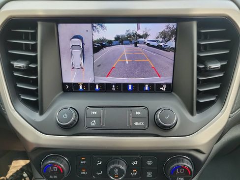 Used 2020 GMC Acadia Denali w/ Denali Ultimate Package AWD/4WD image 56