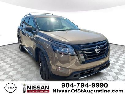 Used 2023 Nissan Pathfinder Platinum w/ Black Appearance Package