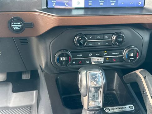 Used 2024 Ford Bronco Outer Banks image 29