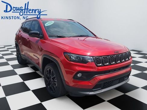 New 2026 Jeep Compass Latitude AWD/4WD image 7