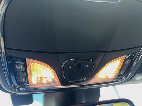 Used 2020 Jeep Cherokee High Altitude AWD/4WD image 14