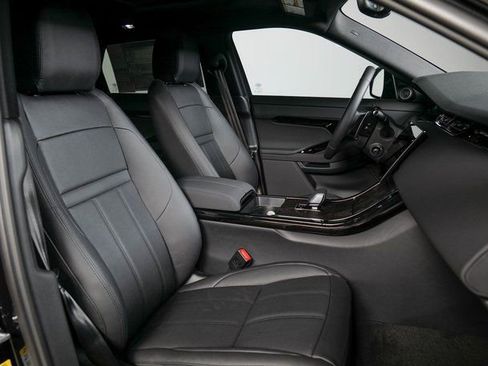 New 2025 Land Rover Range Rover Evoque Dynamic SE AWD/4WD image 3