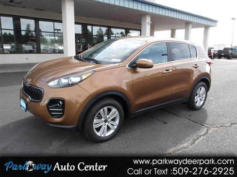 Used 2018 Kia Sportage LX AWD/4WD image 1