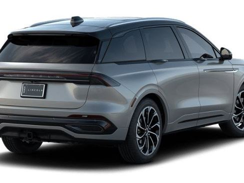 New 2026 Lincoln Nautilus Reserve AWD/4WD image 3