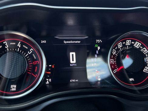 Used 2023 Dodge Challenger R/T image 39