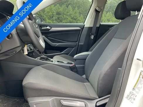 Used 2021 Volkswagen Jetta S w/ Driver Assistance Package FWD image 3