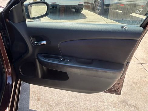 Used 2012 Chrysler 200 Touring w/ Cold Weather Group FWD image 16