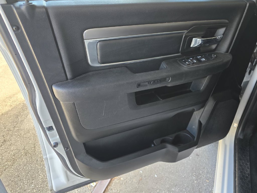 Used 2024 RAM 1500 Warlock RWD image 22