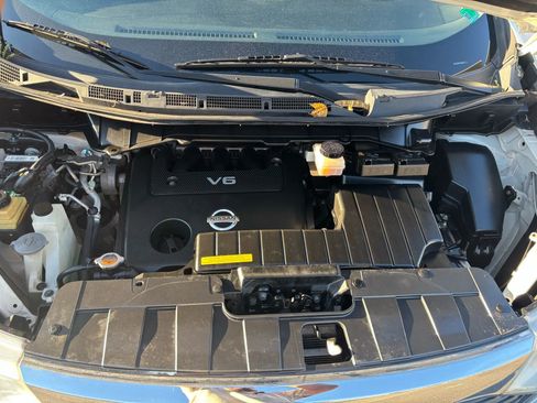 Used 2012 Nissan Quest S image 40