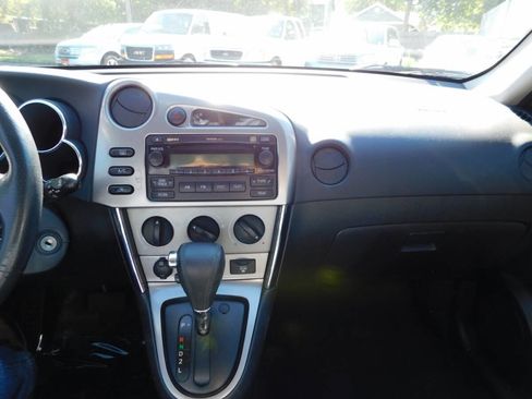 Used 2007 Toyota Matrix XR image 7