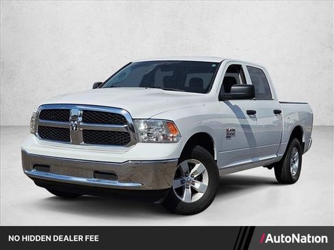 Used 2022 RAM 1500 Classic SLT AWD/4WD image 1