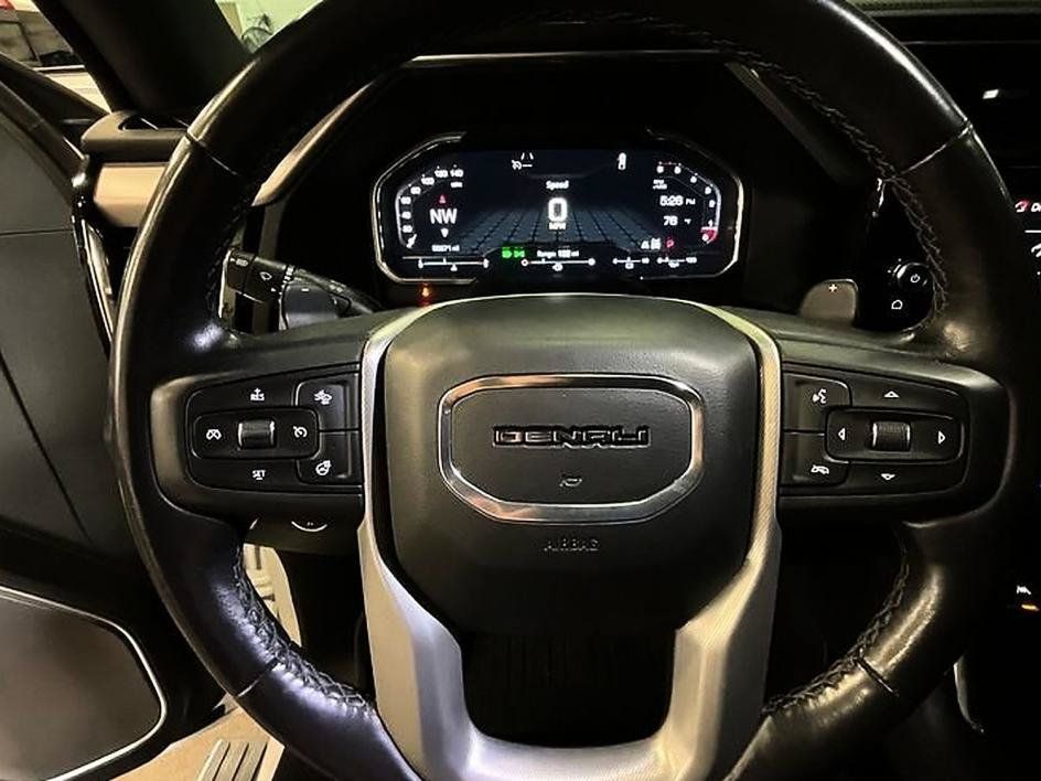 Used 2022 GMC Sierra 1500 Denali w/ Denali Reserve Package AWD/4WD image 21