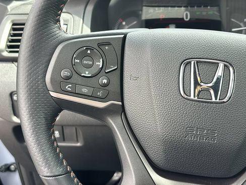 Used 2025 Honda Passport TrailSport image 17