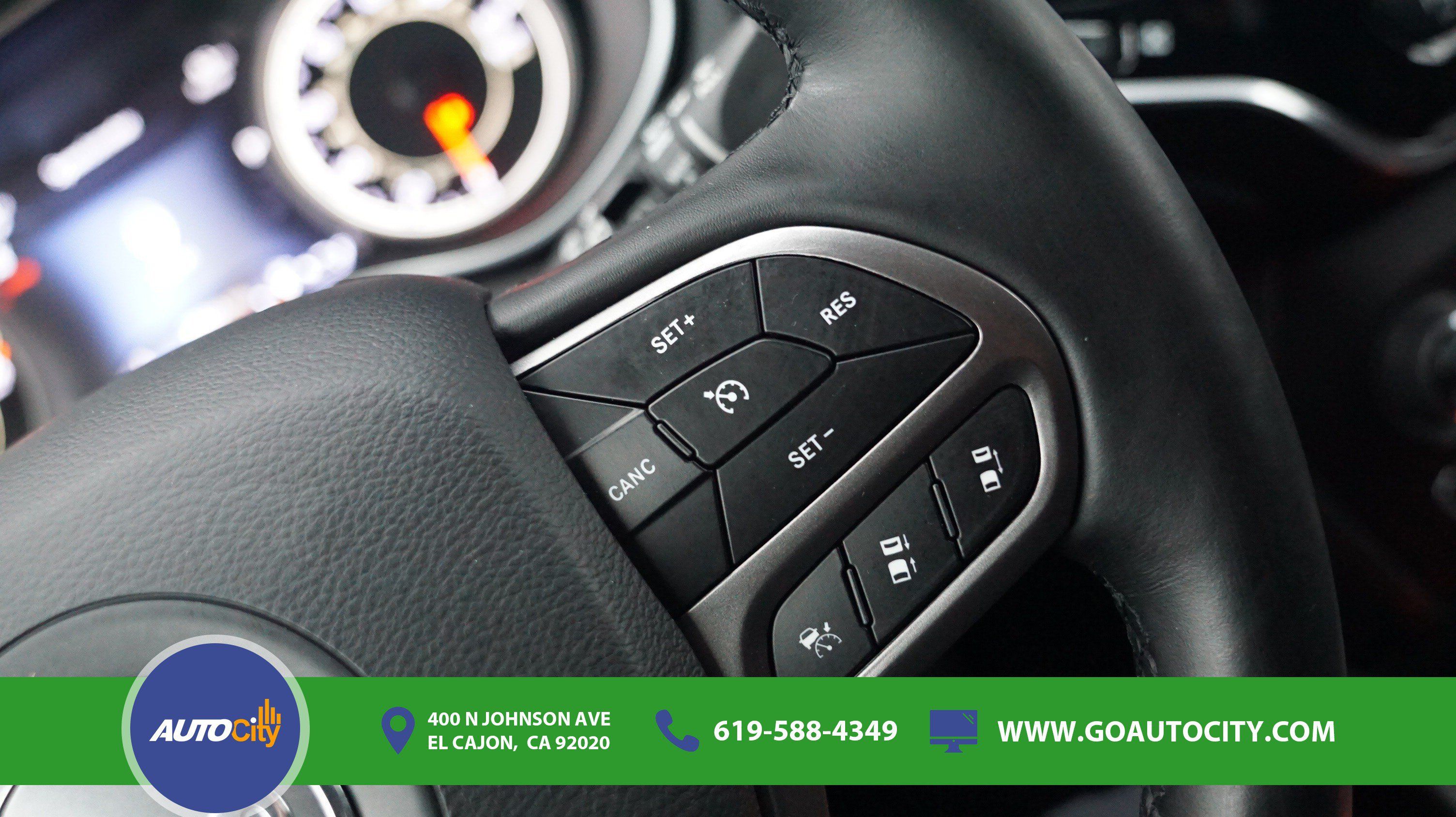 Used 2021 Jeep Cherokee Limited w/ Elite Package FWD image 23