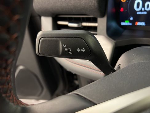 Certified 2025 Ford Explorer Active image 20